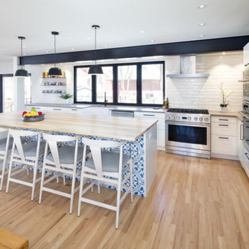 Open Airy Kitchen