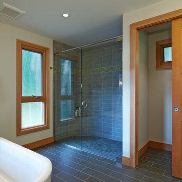Orcas Island 1,828 sq ft FabCab