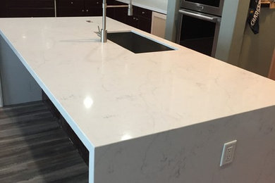 Inspiration for a shabby-chic style kitchen remodel in San Diego