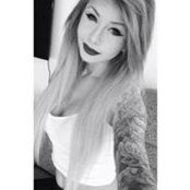Nikki Stoops's photo