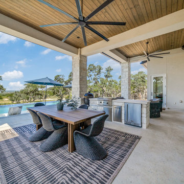 Modern European: 3,830 ft², 4 BR/3 BA/1 ST