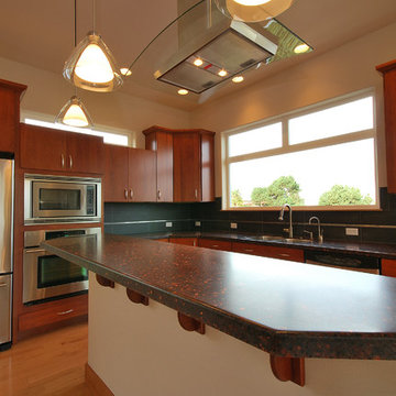 (Custom Home) The Largest ADU (Additional Dwelling Unit) in King County