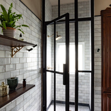 1920s Bath Meets New Aged Glamour: Black Framed Shower Glass