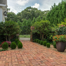 posa front gate