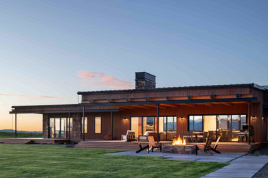Inspiration for a cottage exterior home remodel in Other