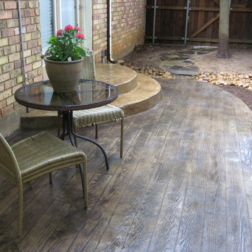Wood Patterned Stamped Concrete Patio