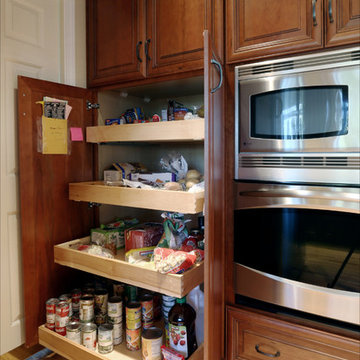 Beaverton Kitchen Remodel - plenty of custom storage