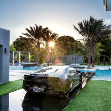 Lamborghini Pool