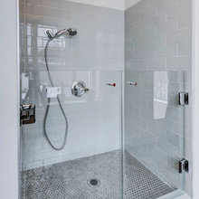 1st Floor Pool Bath