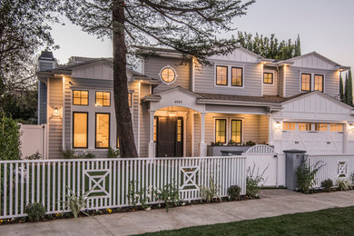 Example of an exterior home design in Los Angeles