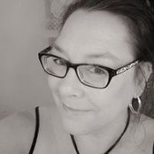 Kim Sinclair's photo