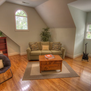 DO STAGE LLC Owner Occupied Staging - Strickland Ct.
