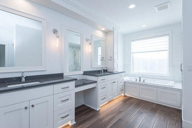 Bathroom photo in Other