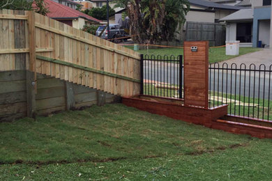 Garden bed, fencing and gate