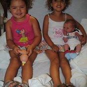 Debra Phillips's photo