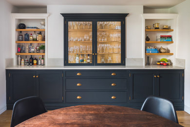 Drinks Room with Cocktail Cabinet