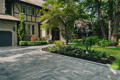Design ideas for a landscaping in Toronto.