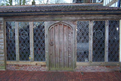 Design Quarry Leaded Lights with Roundel