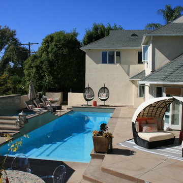 Residential Courtyard - Feder