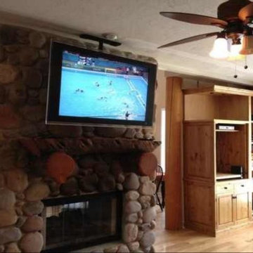 TV MOUNTING/TV INSTALLATION