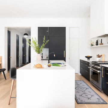Ultra Sleek Kitchen on the Hill