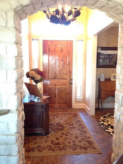 Room of the Day: A Farmhouse Fresh Entry