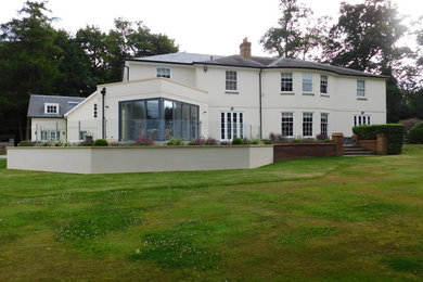 Photo of a modern house exterior in Buckinghamshire.