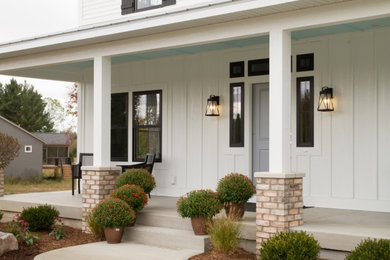 This is an example of a porch design in Grand Rapids.