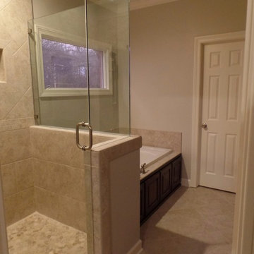 Estanaula Master Bathroom