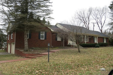 Inspiration for an exterior home remodel in Detroit