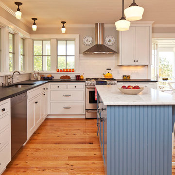 Holly Ridge Farmhouse