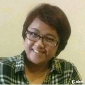 Efrasia Ratih's photo