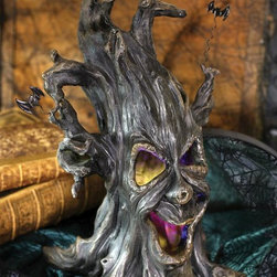 Howling Tree - Holiday Accents And Figurines