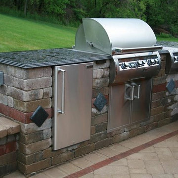 Outdoor Living Projects (Fire Pits, etc.)