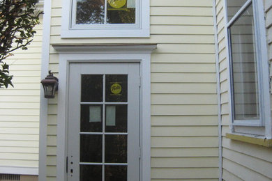 Inspiration for a timeless porch remodel in New York