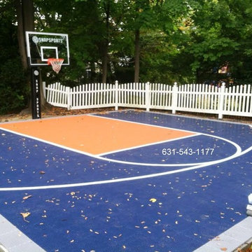 Snap-Sports Basketball Court in Hewlett Harbor by Gappsi