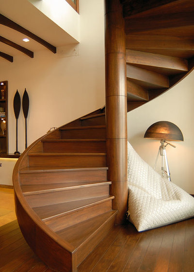 Modern Staircase by Shabnam Gupta