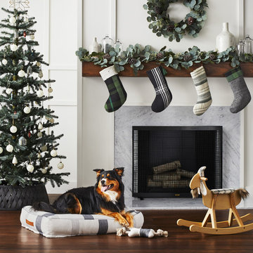 Modern Farmhouse Holiday Living Room Decor Collection