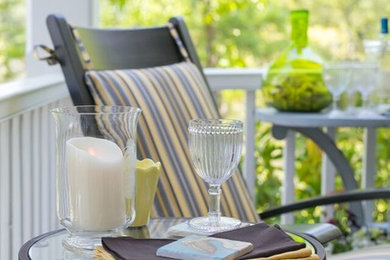 Inspiration for a timeless deck remodel in Charleston