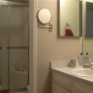 Rosemary Circle Master Bathroom BEFORE