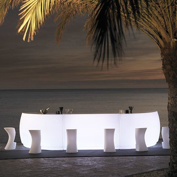 Illuminated Fiesta Outdoor Bar and Stools