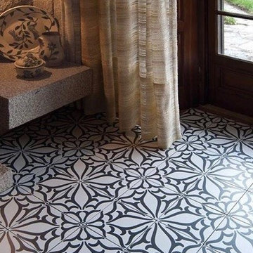 Graphic Tile