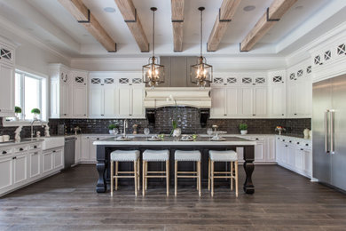 Kitchen - kitchen idea in Other