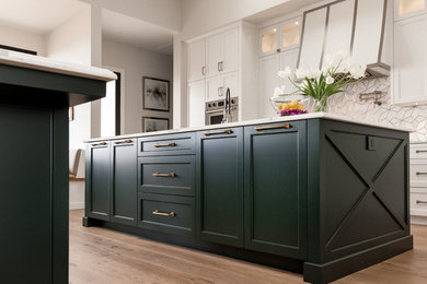 Transitional kitchen photo in Albuquerque