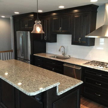 Inlaw Suite Additon (1000 SF) Kitchen and Bathroom: Glen Mills, PA