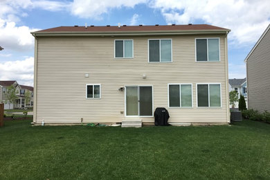 Example of a minimalist patio design in Chicago