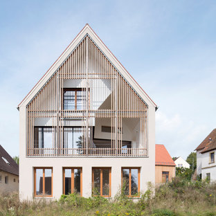 Großes, Drei- oder mehrstöckiges, Mehrfarbiges Modernes Einfamilienhaus mit Mix-Fassade und Satteldach in Nürnberg
