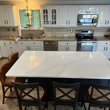 Kraftmaid Marquette Maple Onyx