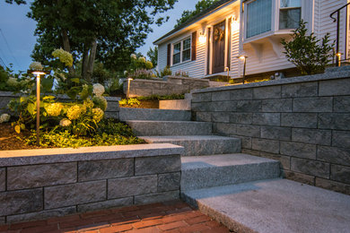 Example of a minimalist home design design in Boston