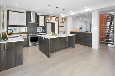 Kitchen - modern kitchen idea in Edmonton